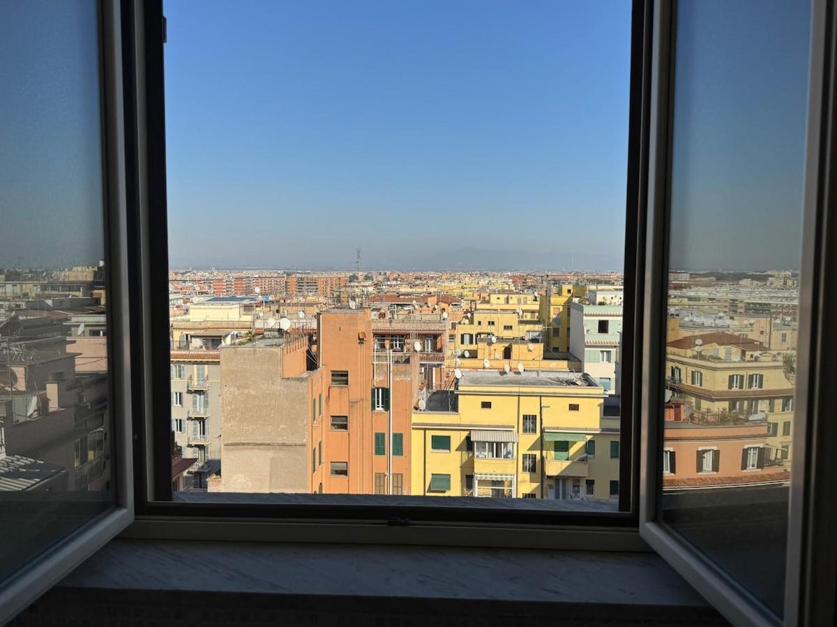 Rooftop Via Appia Nuova, Roma Екстериор снимка